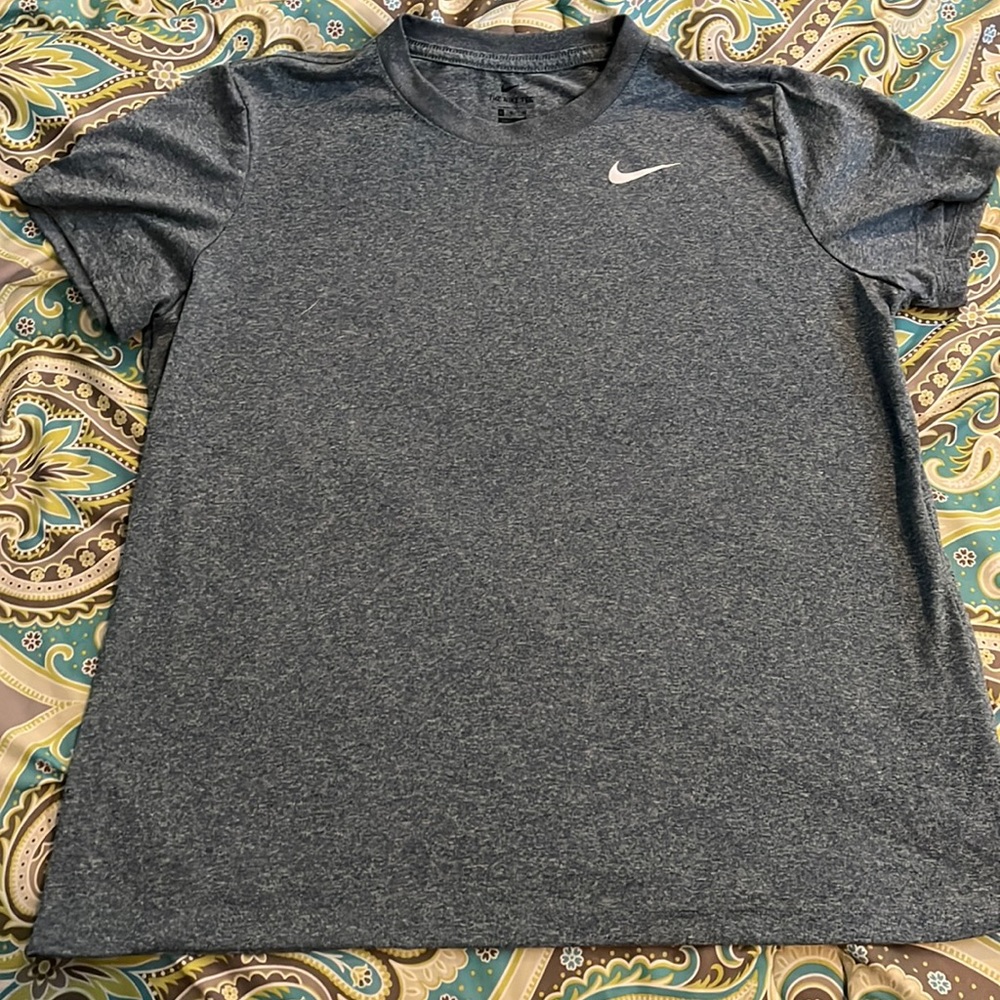 Nike dri-fit tee